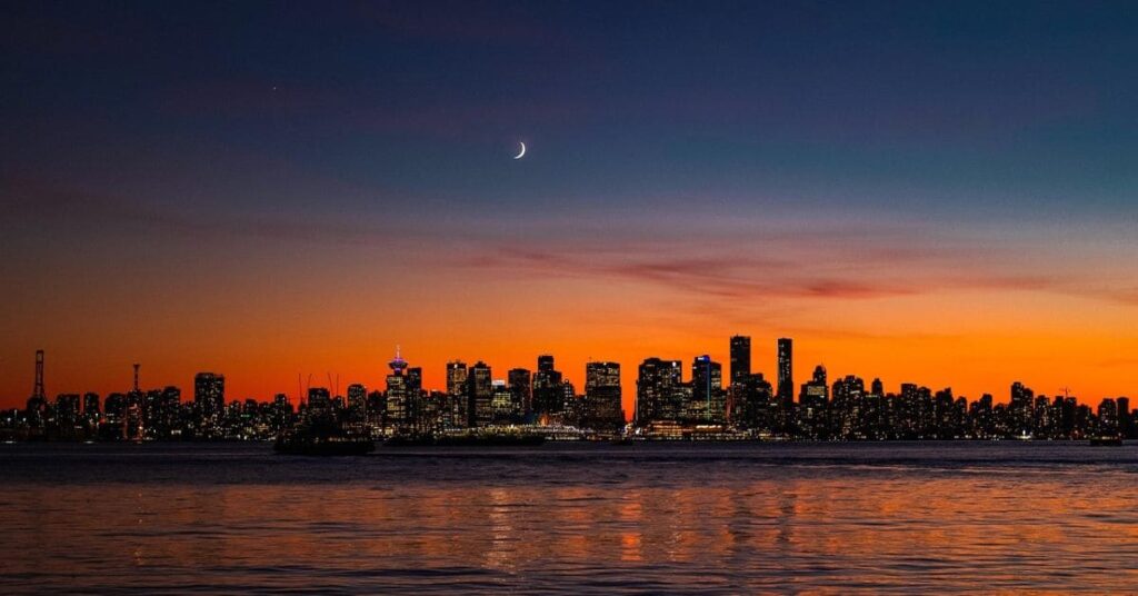 Stunning view of Toronto's bustling streets, representing why it is considered one of the best cities to visit in Canada.